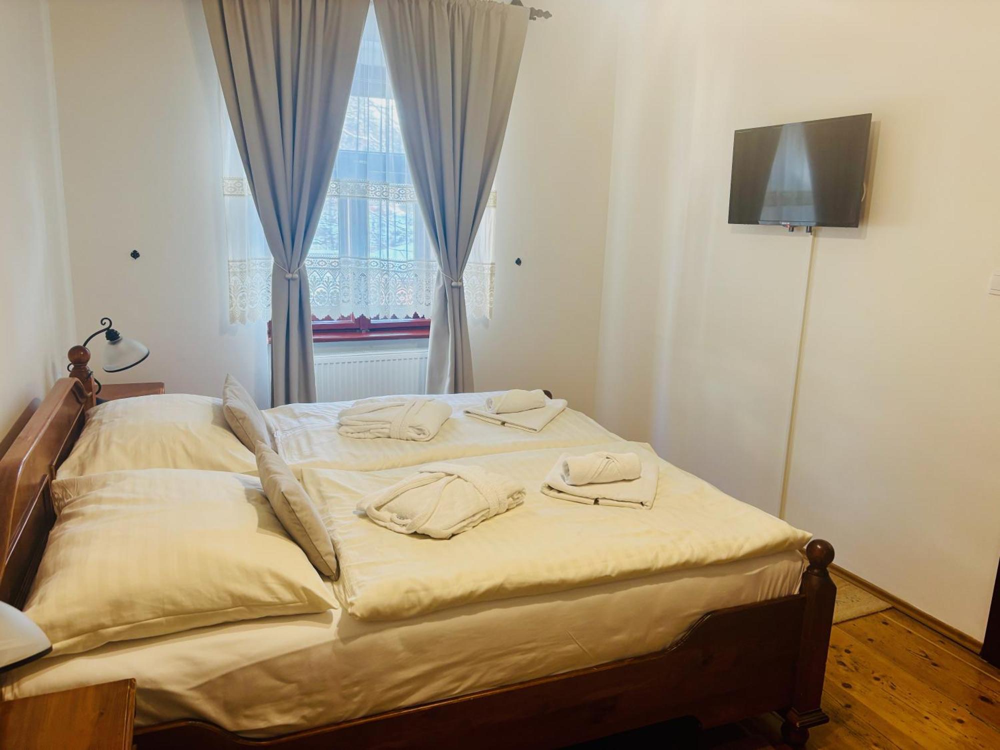 Penzion Kachelman Banská Štiavnica Esterno foto
