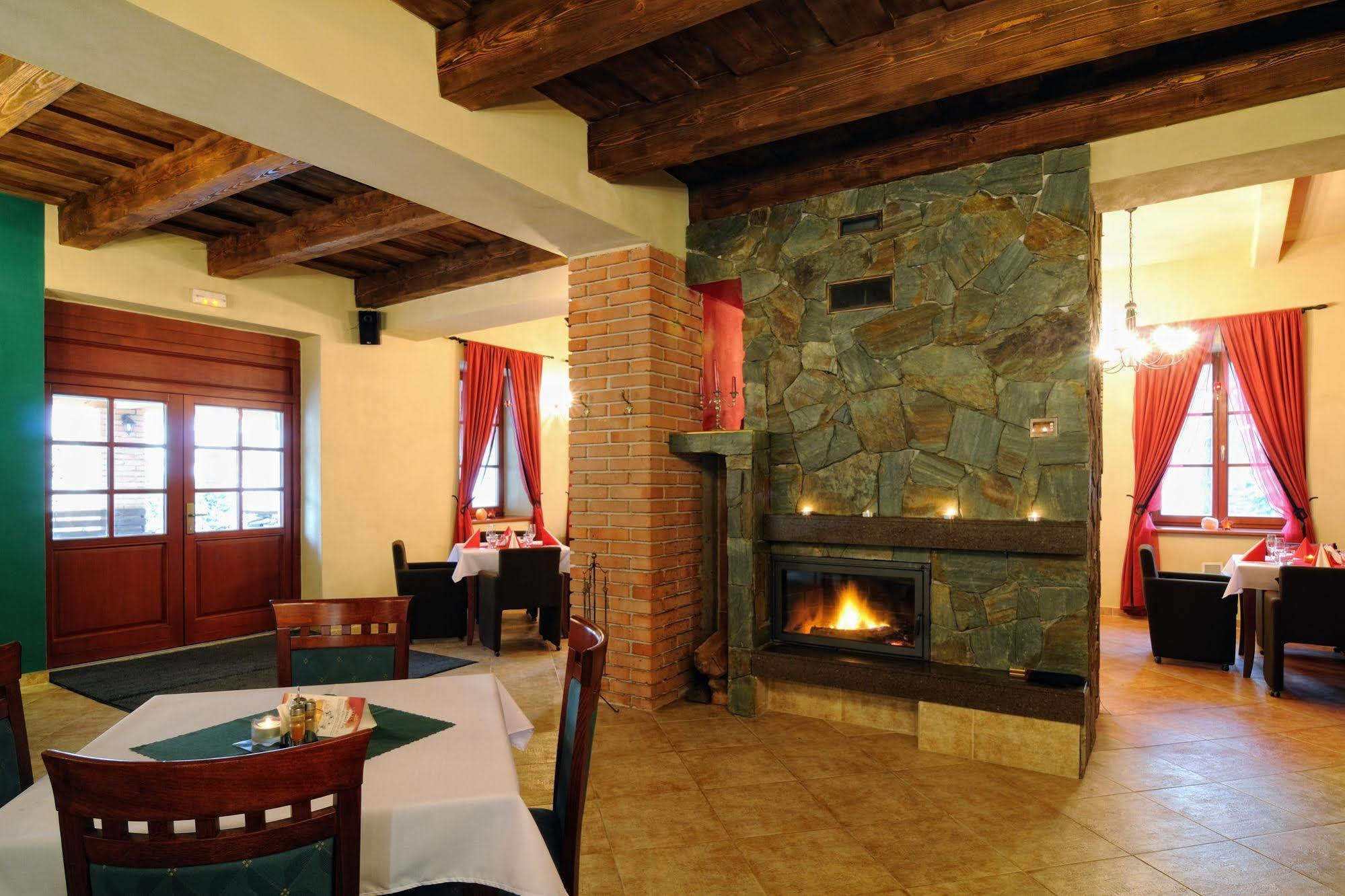 Penzion Kachelman Banská Štiavnica Esterno foto